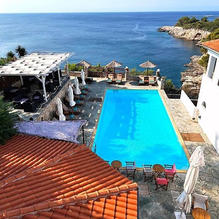 Yalis Hotel Votsi  Екстериор снимка