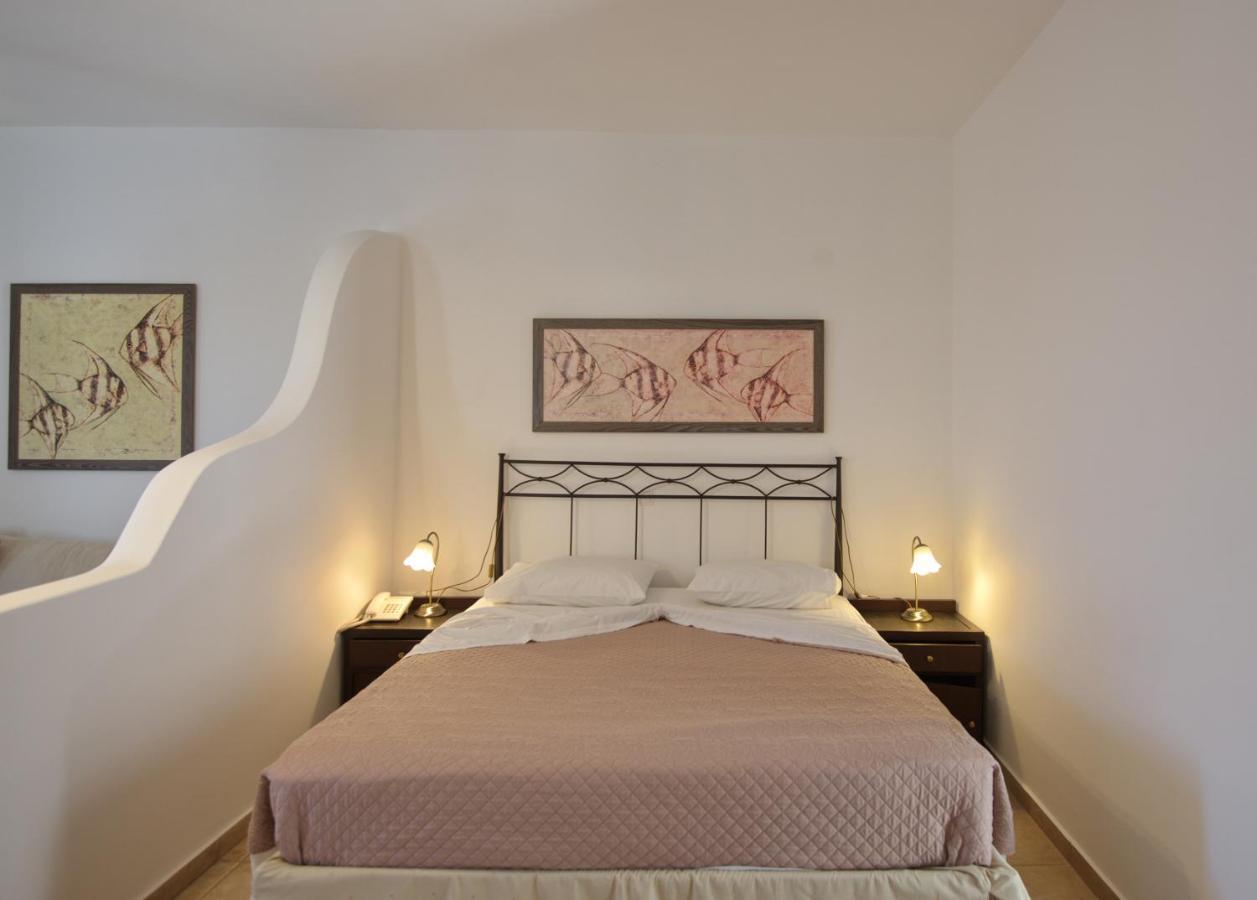 Yalis Hotel Votsi  Екстериор снимка