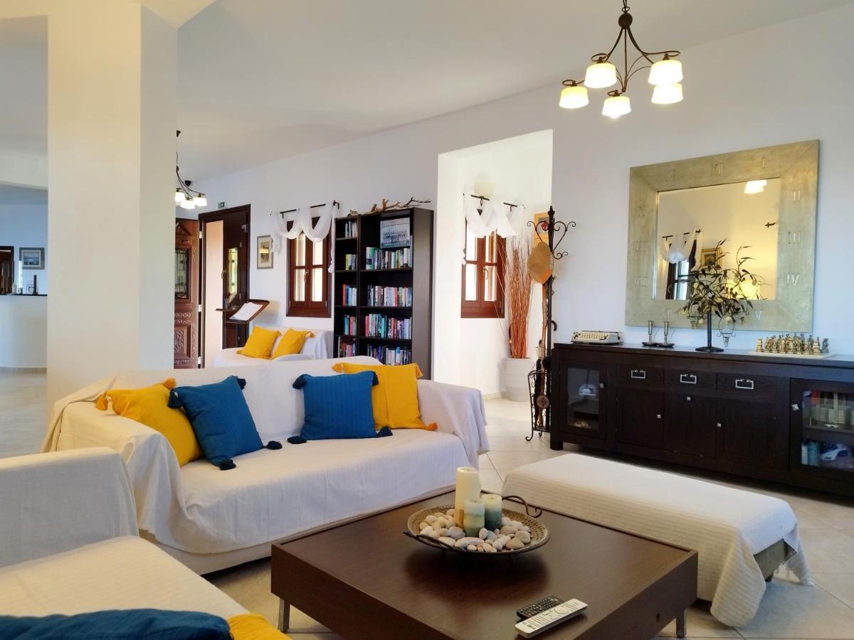 Yalis Hotel Votsi  Екстериор снимка