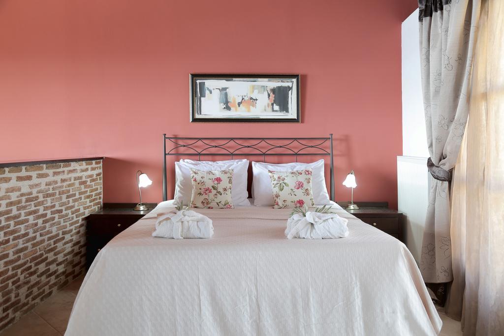 Yalis Hotel Votsi  Екстериор снимка